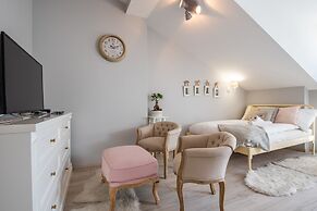 City Lights Apartments - Topolowa