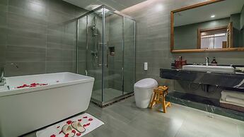 Lize Graceland Artistic Suite Inn