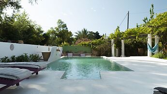 The Olive Yard House