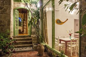 The Olive Yard House