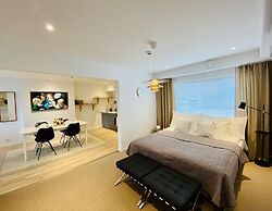 Easy Livin Apartment Hotel by Stubor