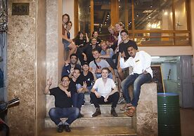 RedDoorz Hostel @ Signature Inn