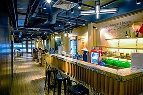 RedDoorz Hostel @ Signature Inn