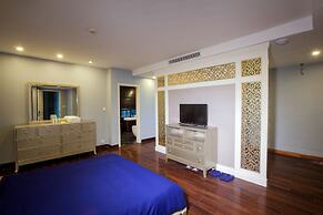 RedDoorz Hostel @ Signature Inn