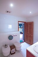 RedDoorz Hostel @ Signature Inn