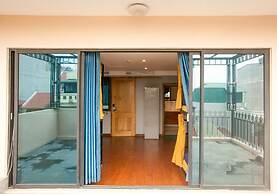 RedDoorz Hostel @ Signature Inn