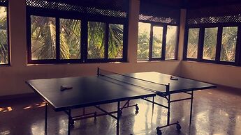 The Acacia Villa - Candy Floss