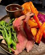 The Stanwick Hotel