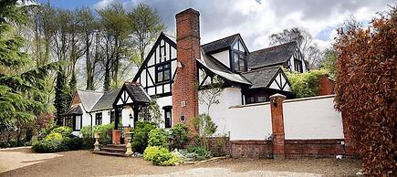 The Stanwick Hotel