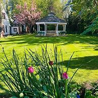 The Stanwick Hotel