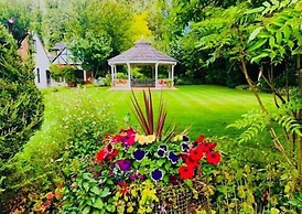 The Stanwick Hotel