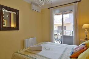 Townhouse 200mts to the beach