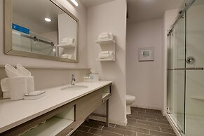 Hampton Inn & Suites Knightdale Raleigh