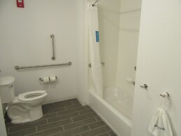 Hampton Inn & Suites Knightdale Raleigh