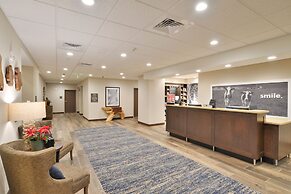 Hampton Inn & Suites Menomonie-UW Stout