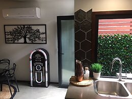 UNIQUE - New York Loft Style Townhouse