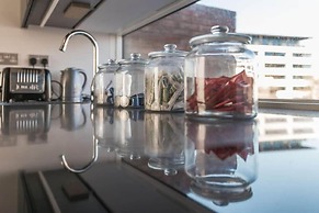 The Phil Lynnot Suite - hiphipstay