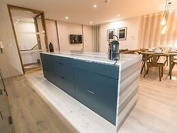 The Phil Lynnot Suite - hiphipstay