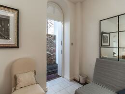 The Eamon DeVelara Suite - hiphipstay