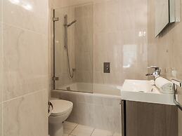 The Eamon DeVelara Suite - hiphipstay