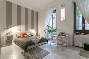 notaMi -  Next Stop - Central Station