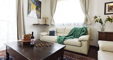 JOIVY Victorian House