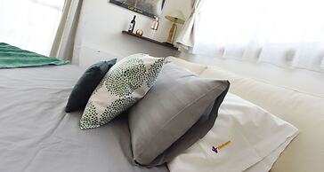 JOIVY Victorian House