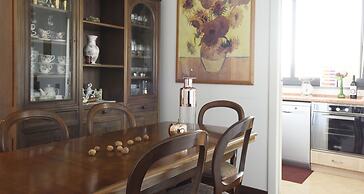 JOIVY Victorian House