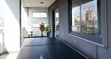 JOIVY Victorian House