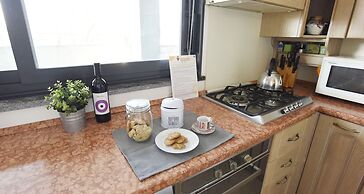 JOIVY Victorian House