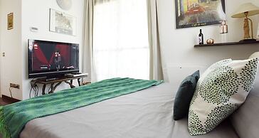 JOIVY Victorian House