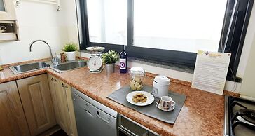 JOIVY Victorian House