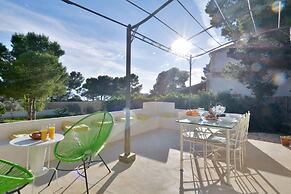 Unique Modern Villa with very pool