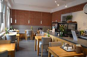 Cracow Central Aparthotel