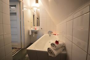Cracow Central Aparthotel
