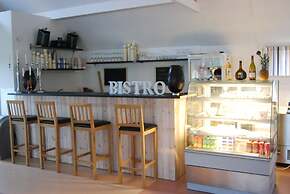 Mellbystrand Vandrarhem