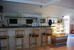 Mellbystrand Vandrarhem