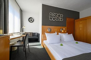 Hotel H.E.Y.M.A.N.N.