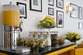 Hotel H.E.Y.M.A.N.N.