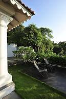 Lotus Villa By Iksha