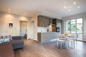 Como Lake Amazing Views