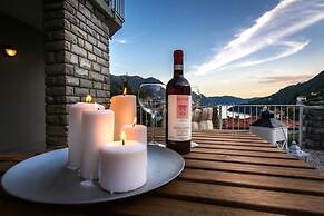 Como Lake Amazing Views