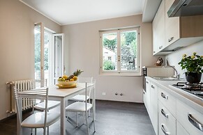 Como Lake Amazing Views