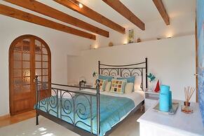 Mallorca traditional stone village house