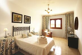 Mallorca Beach front line house 6 pers