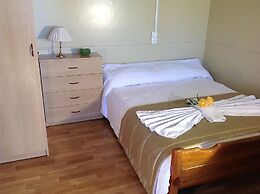 Chrissa Camping Rooms & Bungalows