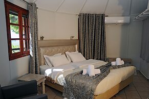 Chrissa Camping Rooms & Bungalows