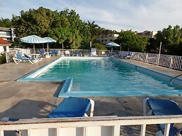 Rest Up Beach Studio At Montego Bay Club Resort