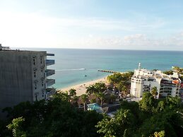 Hipstrip Beach Studio