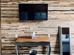 Eighteen-Ninety Sleepover